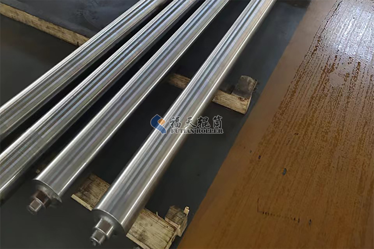 福天輥筒出貨一批印花紡織設(shè)備用輥軸1.jpg
